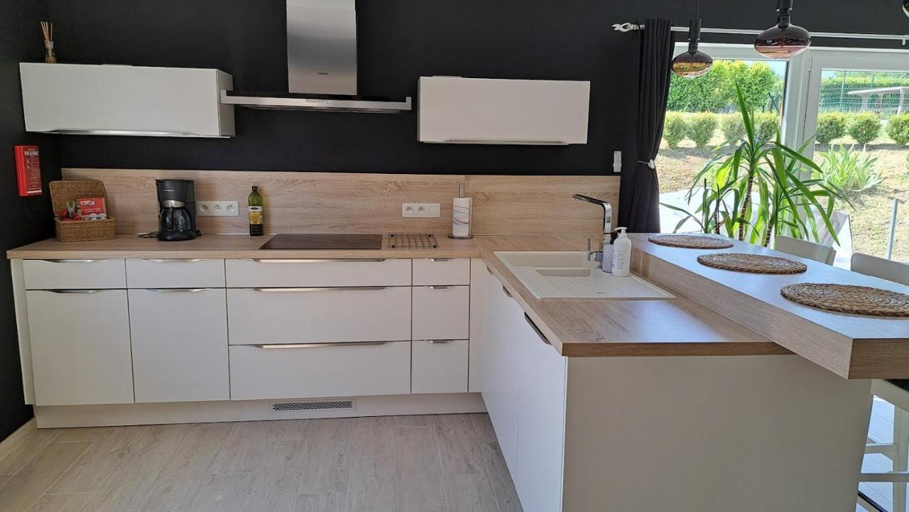 Gite Rural "L'Anseromia" Dinant Bagian luar foto